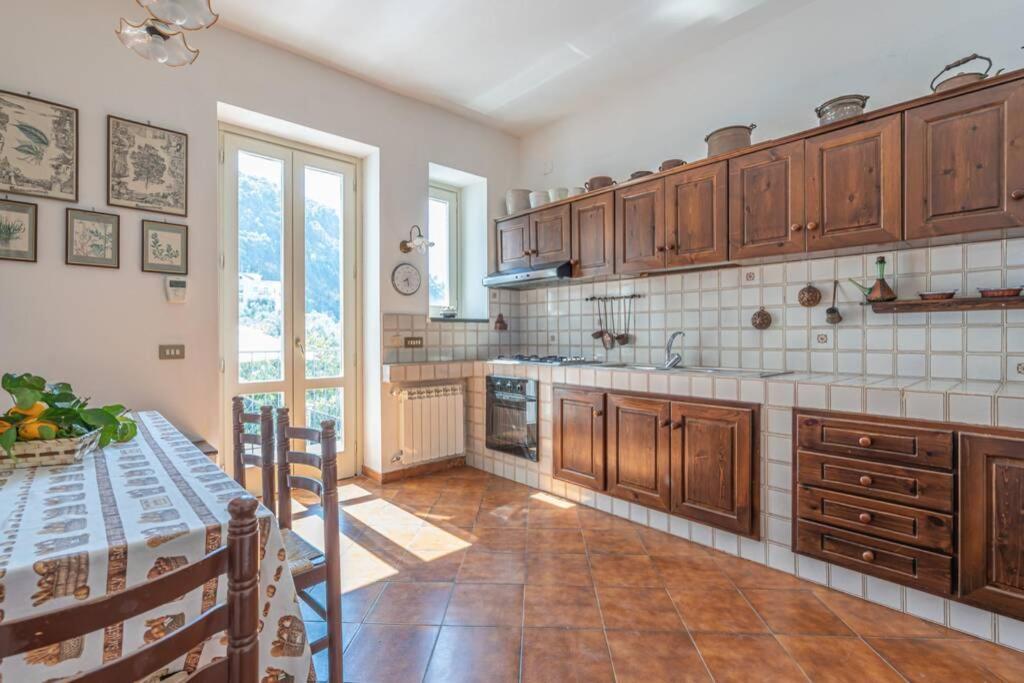 Casa Gege', For Up To 5 Guests, Shared Pool, Sorrento Center Διαμέρισμα Εξωτερικό φωτογραφία